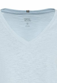 camel active V-NECK  - T-shirt basic - light blue