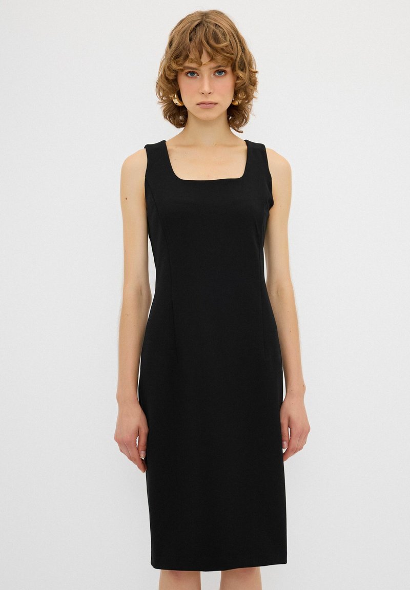 adL SLEEVELES SQUARE COLLOR - Etuikjole - black