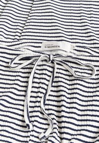 Karen by Simonsen CANDACE - Tygbyxor - egret meteorite stripe