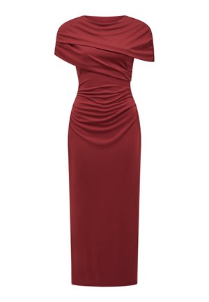 Giliai raudona grindų ilgio vakarinė suknelė su viena petneša ir su surištomis audinio detalėmis prie krūtinės ir juosmens.