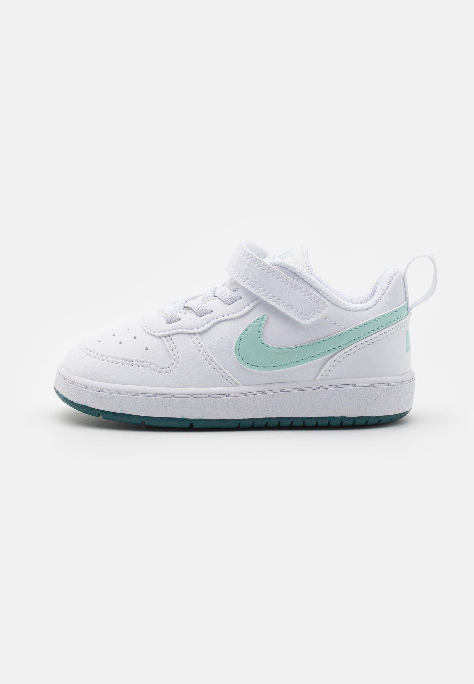 nike borough 35