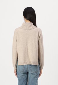 ONLY ONLJAYDEN BUTTON SPLIT NECK  - Pullover - mocha meringue