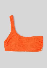 Haut de bikini asymétrique orange vif avec motifs de coquillage en relief et une seule bretelle sur le côté gauche, présenté sur un fond gris.