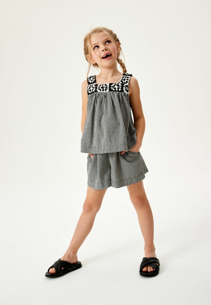 Next Shorts zwart