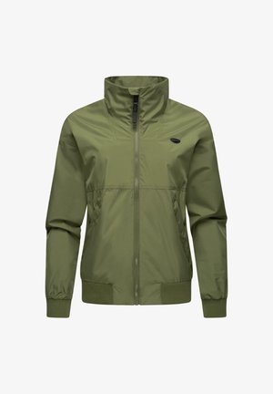 Alyvuogių žalios, lengvas bomber stiliaus švarkas su stovinčia apykakle, užtrauktuku priekyje, elastinėmis rankovėmis ir subtiliu logotipu ant krūtinės. Lygus paviršius.