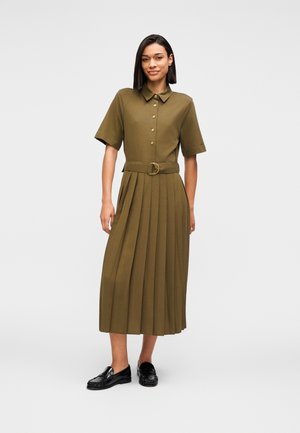 BUTTON MIX MEDIA - Ingruha - mediterranean olive