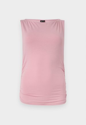 Top senza maniche rosa realizzato in un materiale morbido ed elastico. Presenta un colletto a barchetta e lati arricciati per una silhouette aderente.