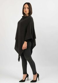 Dalle Piane Cashmere PONCHO - Ponczo