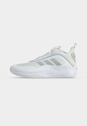 adidas Performance, OWNTHEGAME 3.0 UNISEX - Chaussures de basket - footwear white/silver-coloured metallic/grey one
