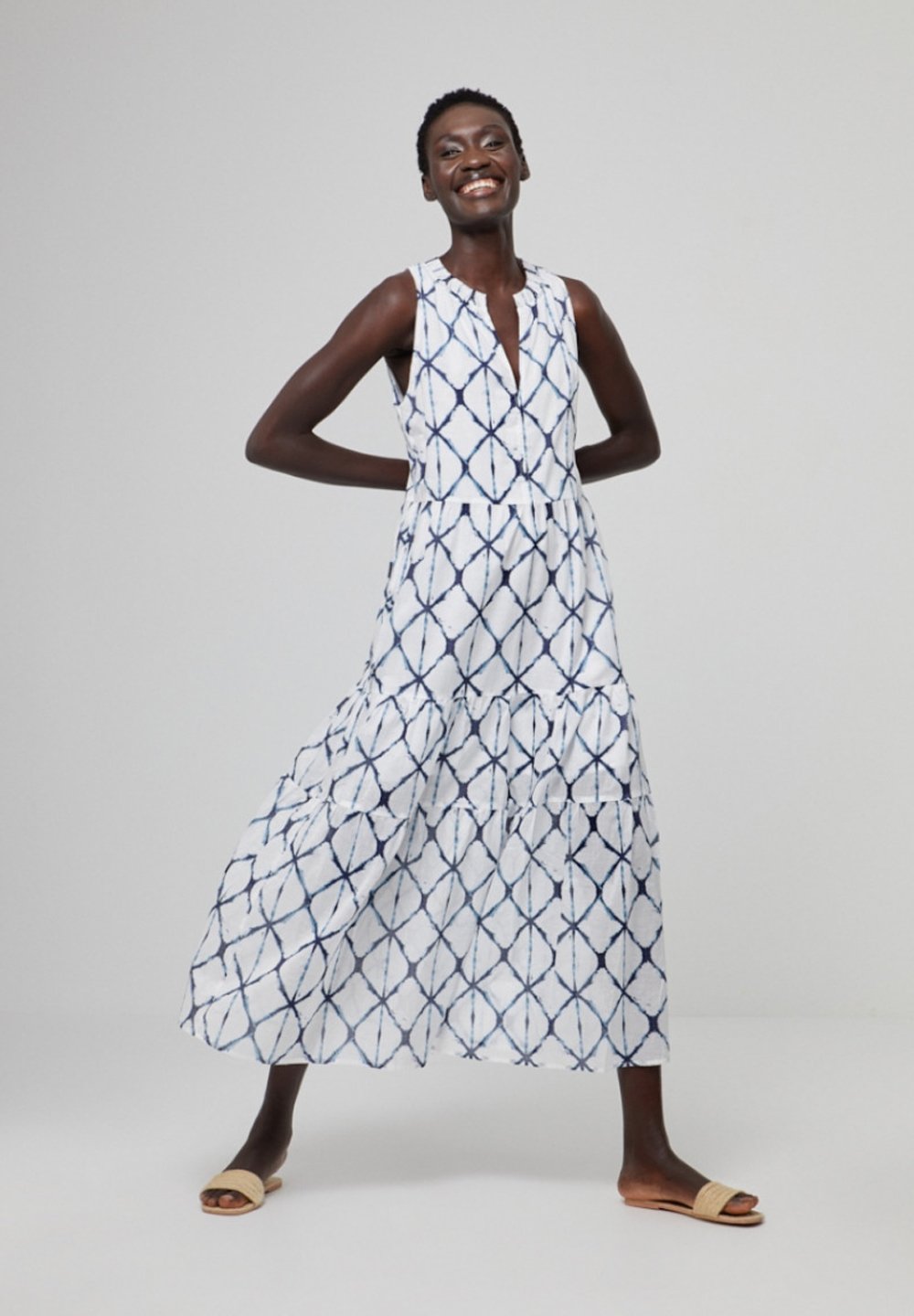 Surkana NAGO - Vestido largo - white/blanco - Zalando.es