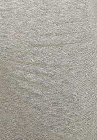 ONLY MATERNITY OLMLOVELY ONECK 2PACK - Paprasti marškinėliai - black/light grey melange