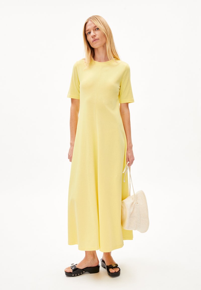 ARMEDANGELS LITAA - Maxikleid - armedangels yellow light