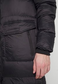 Petrol Industries Vinterkappa /-rock - black