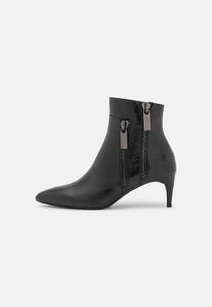 Korte laarzen - black