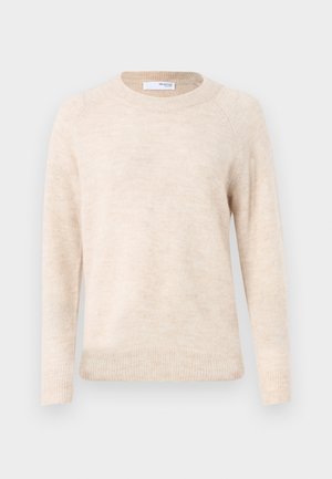 Beige gestrickter Pullover mit Rundhalsausschnitt, langen Raglanärmeln und gerippten Bündchen. Weiche Textur und subtile Farbvariationen.