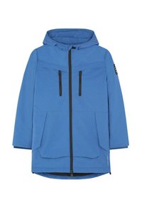 Chaqueta azul con capucha, cierre de cremallera, dos bolsillos frontales y detalles en cremallera negra. La tela parece duradera con una textura suave.