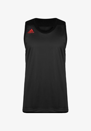 Musta urheilullinen tanktoppi, jossa on hihaton muotoilu, pyöreä kaula-aukko ja punainen Adidas-logo vasemmalla olkapäällä. Sujuva, kevyt kangas.