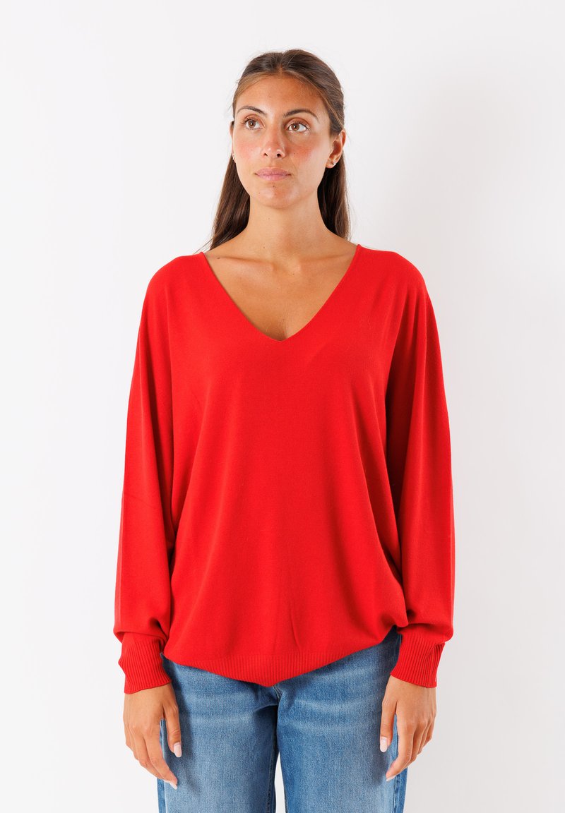 KONTATTO SCOLLO A V - Maglione - rosso