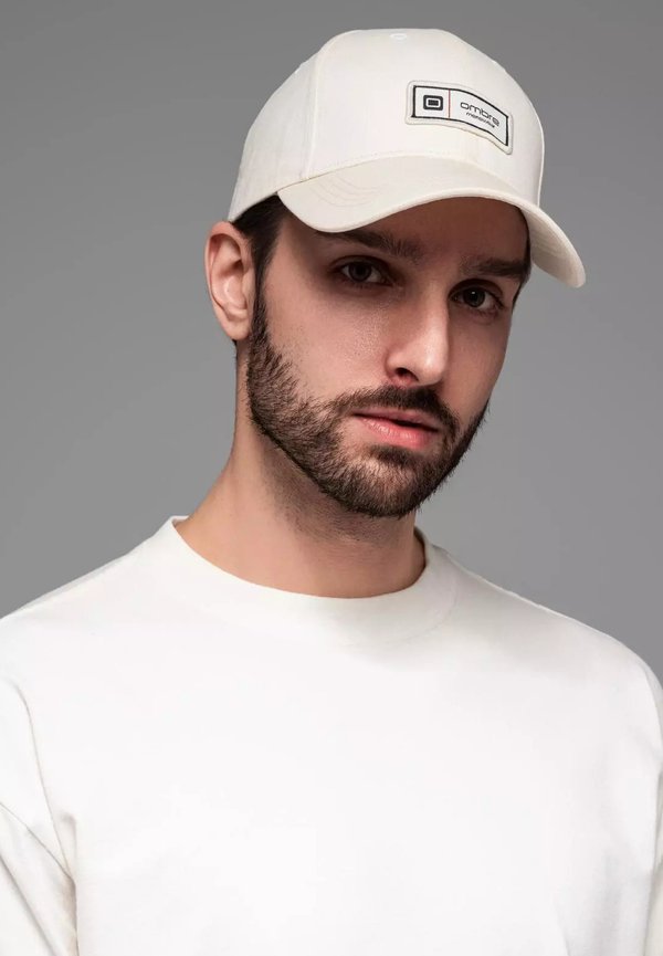 BASEBALL WITH PATCH - Cap