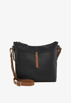 Zwarte leren schoudertas met een gestructureerde afwerking, voorzien van een bruin leren accent en een verstelbare schouderband. Ritssluiting aan de bovenkant.