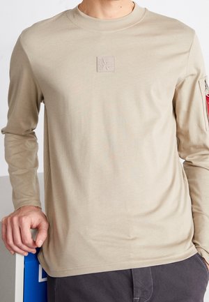 Longsleeve - sand