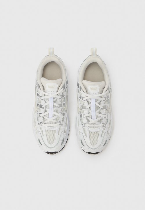 Nike P 6000 LACE UNISEX - Trainers - platinum-coloured/white/silver-coloured/black — photo 4