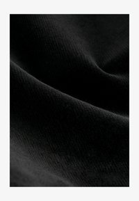 Selected, black