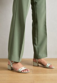 Sandals - light green
