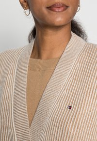 Tommy Hilfiger Kofta - khaki
