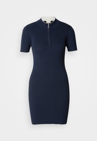 NAIA DRESS - Strikket kjole - dark sapphire