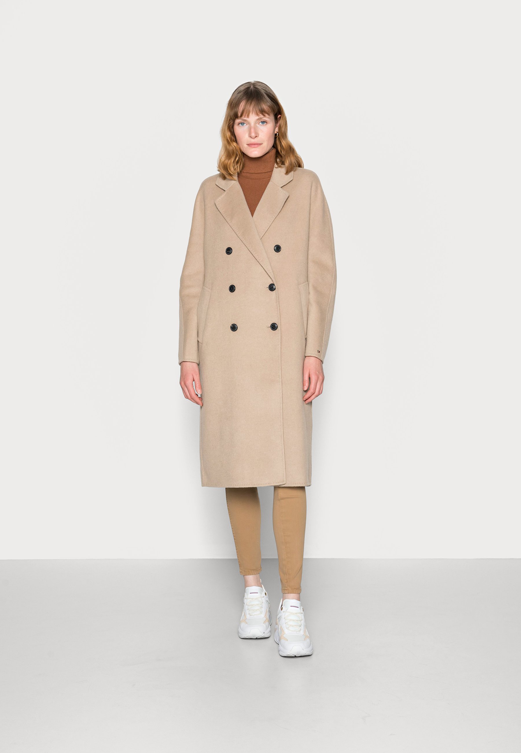 maxi coat beige