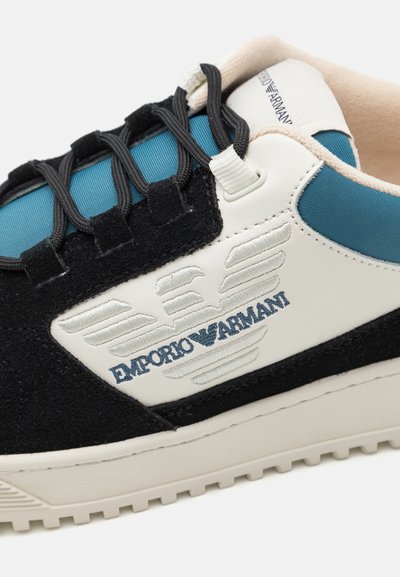 Emporio Armani SHOES - Sneakers basse - off white/black/avio