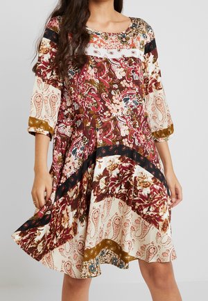 Robe de jour - off-white