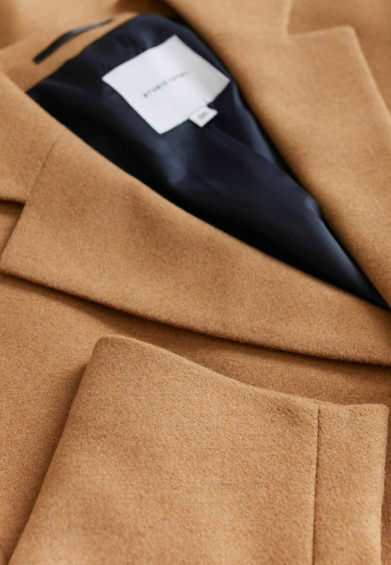Herren Trenchcoats | Studio Total Klassischer Mantel camel - VI41633 Herren Trenchcoats | Studio Total Klassischer Mantel camel - VI41633