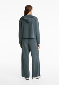 OYSHO STRAIGHT-LEG RIB - Verryttelyhousut - mottled grey