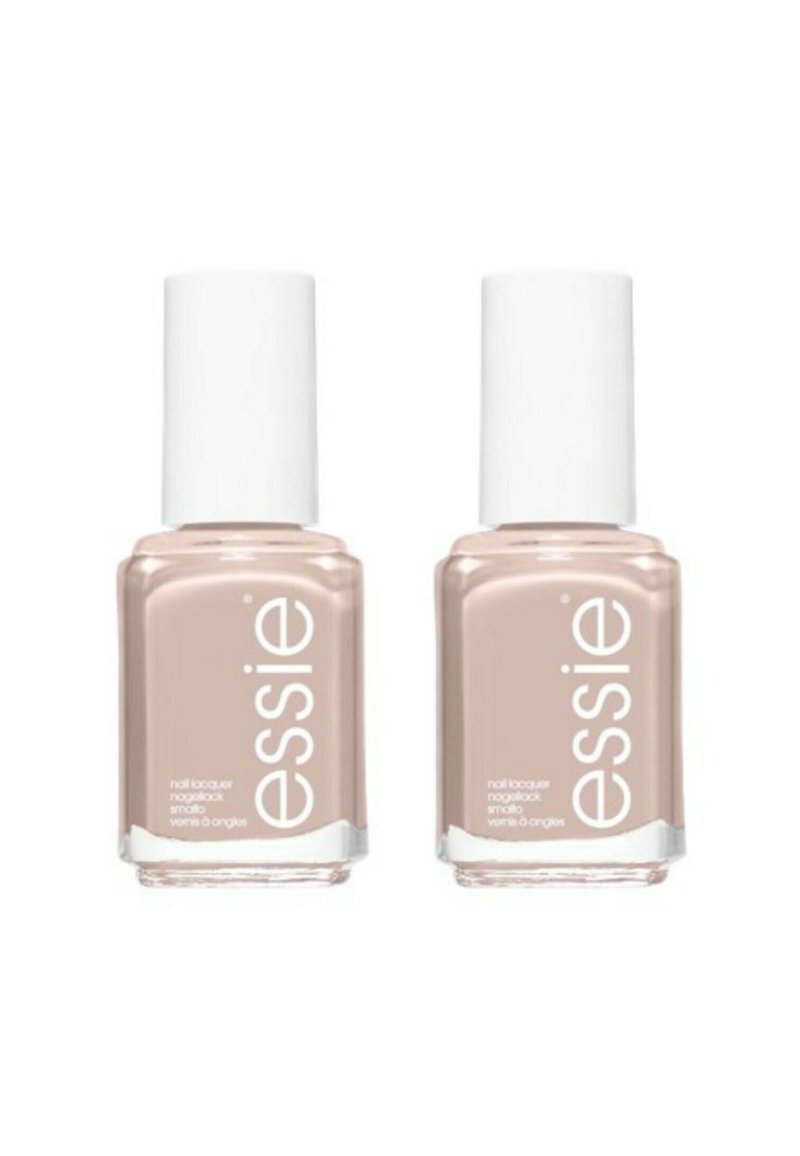 Deux flacons de vernis à ongles en verre avec des bouchons blancs, contenant une teinte beige nude, étiquetés "essie" avec des détails sur le produit en texte blanc.