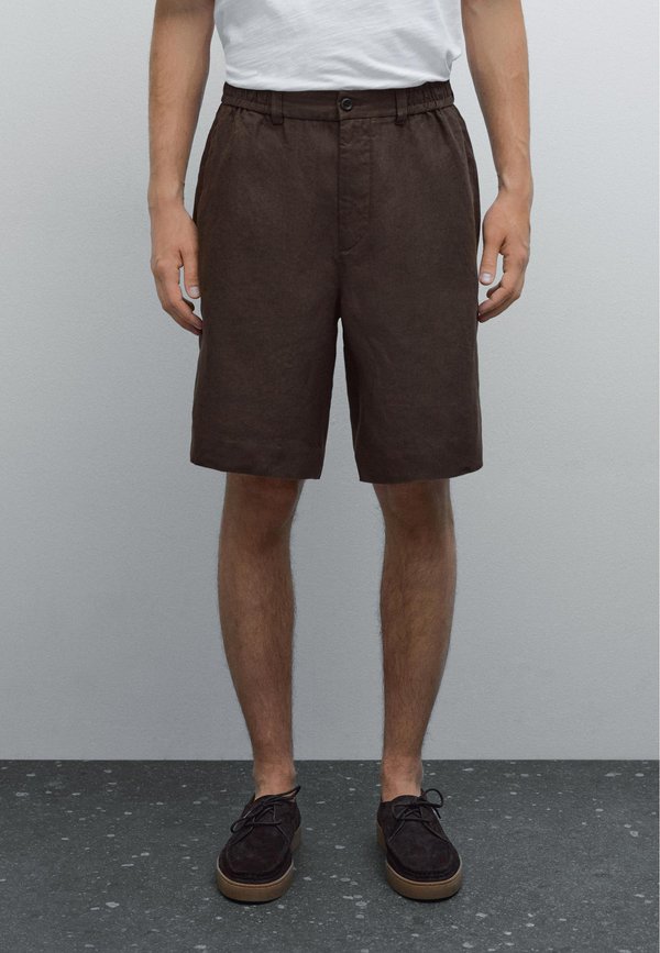 LIGHTWEIGHT BERMUDA - Shorts