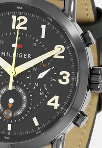Tommy Hilfiger BOLD - Chronografinis laikrodis - black