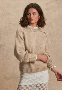 Next RUFFLE DETAIL - Strickpullover - camel brown