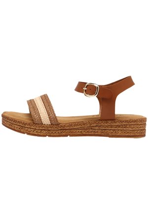 Wedge sandals - cognac