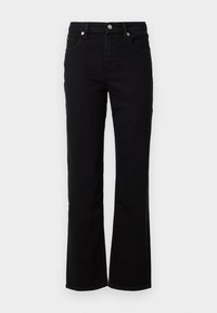 Jeans de mezclilla negra con un diseño de pierna acampanada, que cuentan con un cierre de botón metálico, pasadores para el cinturón y bolsillos laterales. Textura suave en toda su superficie.