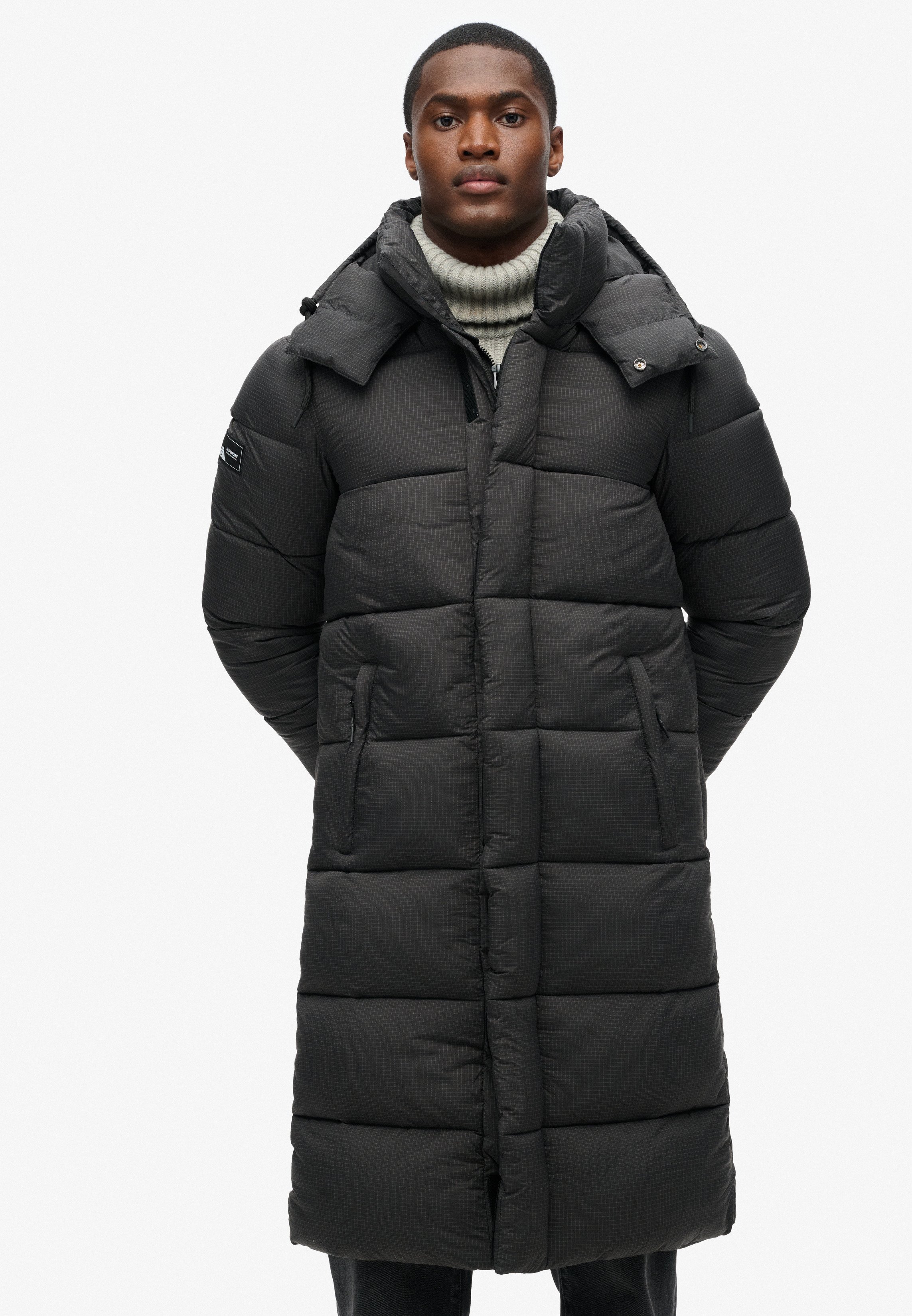 Superdry Giubbotto Donna Lungo Con Cappuccio In Tessuto Ripstop - Modello Hooded Ripstop Longline Gilet - Colori Black Grid E Khaki Grid