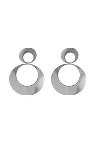 Orecchini in metallo argentato con due elementi circolari; un anello più piccolo collegato a un cerchio aperto più grande, superficie liscia, design moderno.