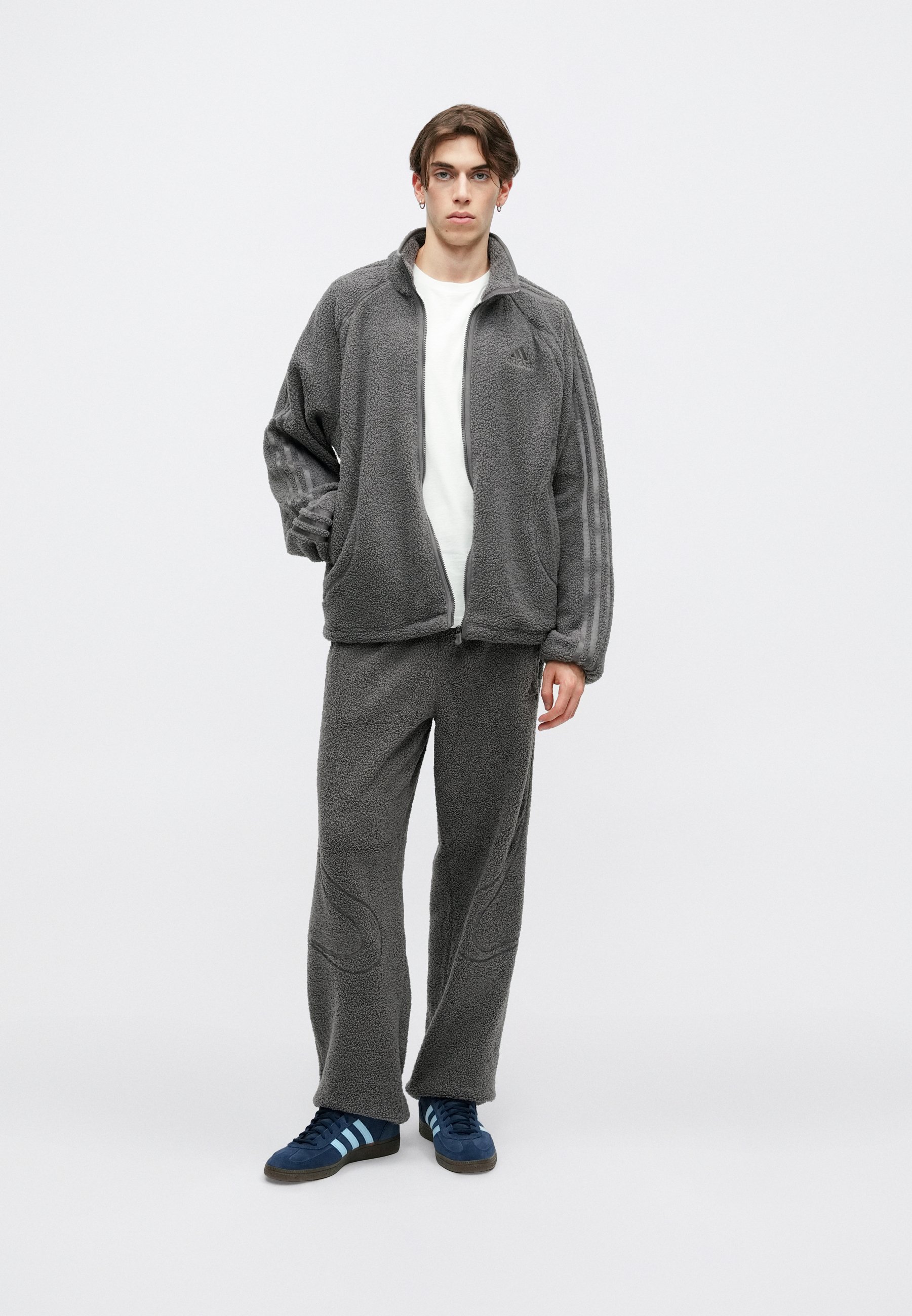 adidas Originals Fleece jacket - grey strata/dark grey - Zalando.co.uk