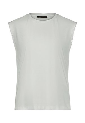 Haut sans manches blanc avec encolure ronde et détails en dentelle le long des emmanchures, vue de face.