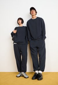 Salomon UNISEX czarny
