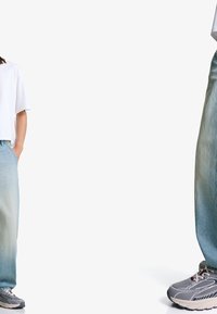 Bershka SKATER - Traperice opuštenog kroja - light blue denim