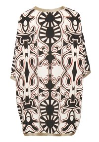 Tunique ample à motifs noirs et blancs avec un col orné de bordures dorées. Présente des motifs abstraits tourbillonnants et une forme ample et fluide.