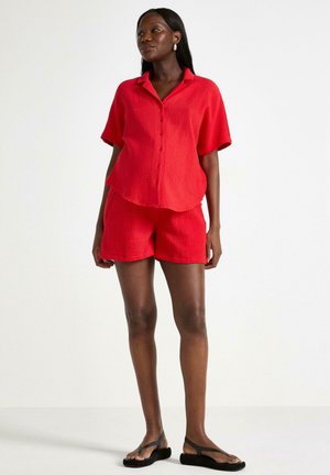 CRINKLED - Shortsit - dark red