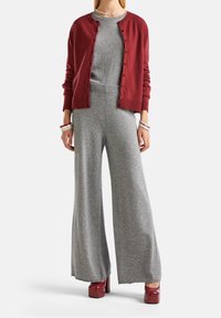 United Colors of Benetton Kofta - red